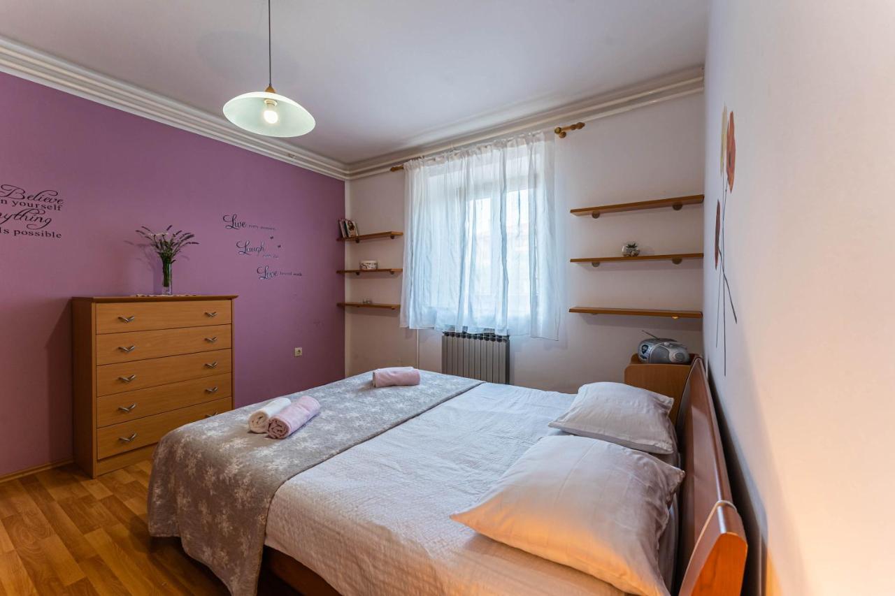 Apartman Ana Apartment Pula Ngoại thất bức ảnh